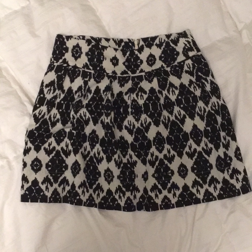 Loft Linen Black and Cream Skirt